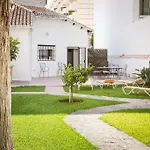 Villa In Center Fuengirola With Pool And Close Beach