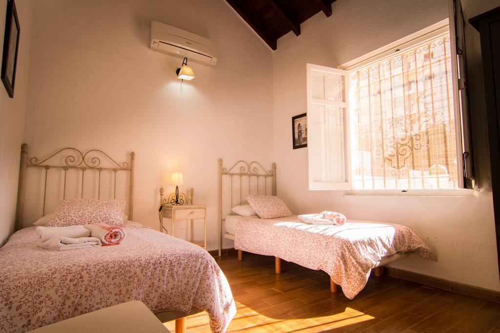 In Center With Pool And Close Beach Villa *